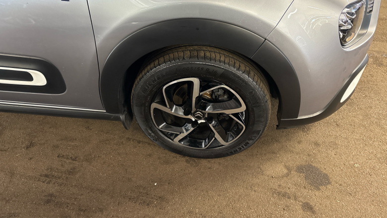 Citroen C3 1.2 PureTech Saint James 5dr Petrol Hatchback